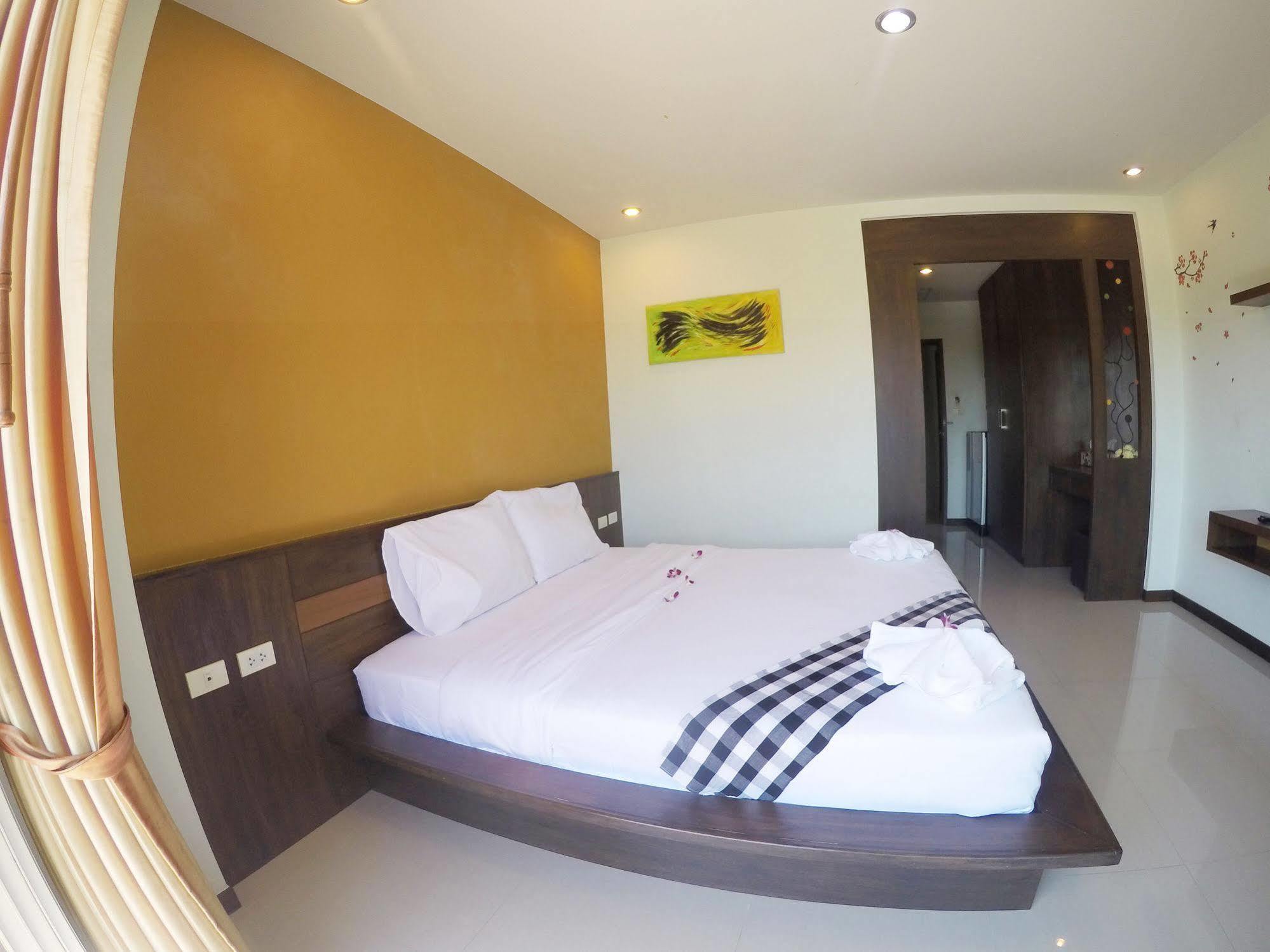 Benjamas Place Rawai Exterior foto